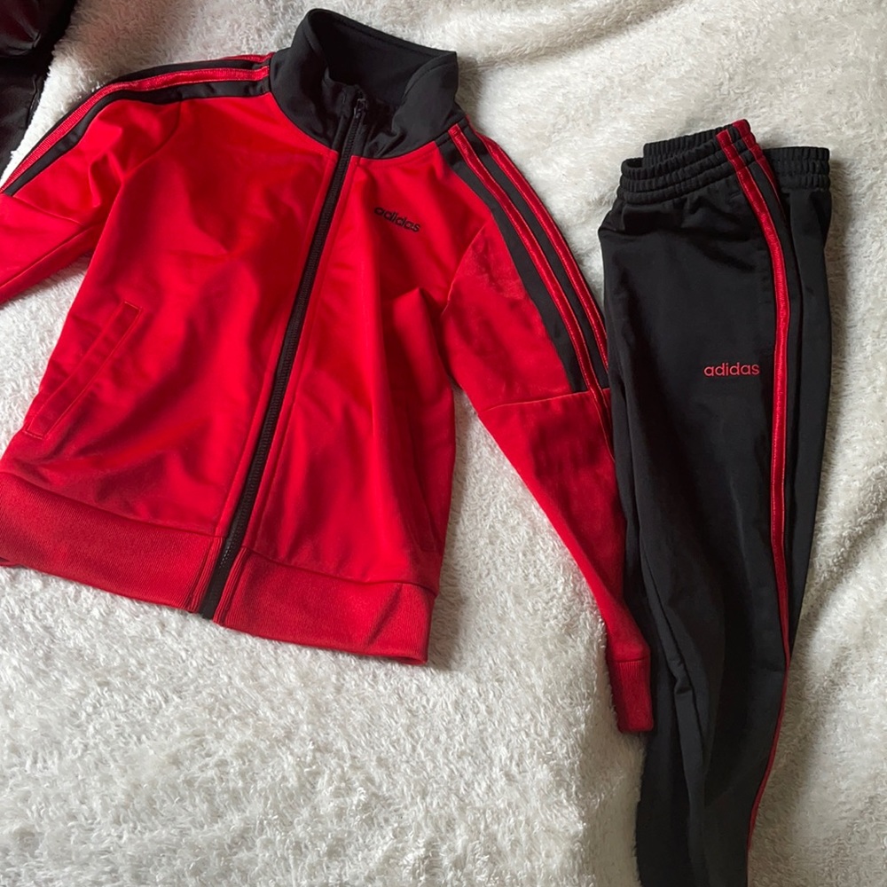 Adidas sweatsuit